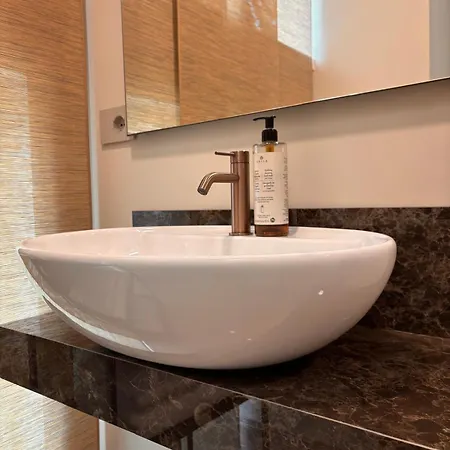 Delta Majestic 3*